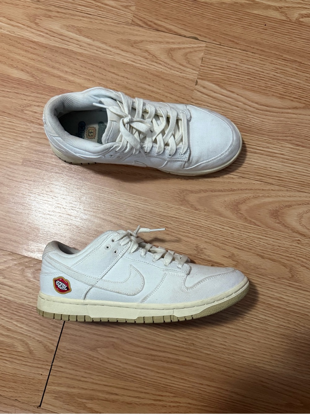 Nike womens Low-Top Sneakers in Off-White/Cream with Subtle Swoosh